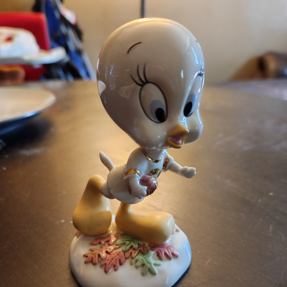 Lenox football tweety